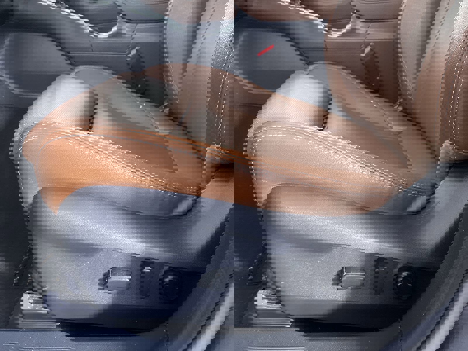 Used 2022 Subaru Outback Touring w/ Tech Package 2 image 13