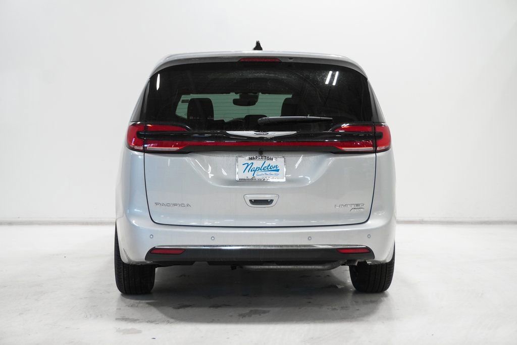 New 2026 Chrysler Pacifica Limited image 6
