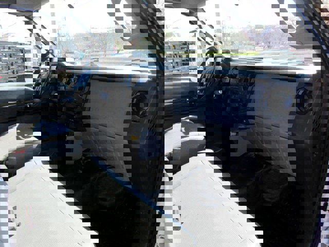 Used 2019 Ford F750 2WD Crew Cab Super Duty image 7