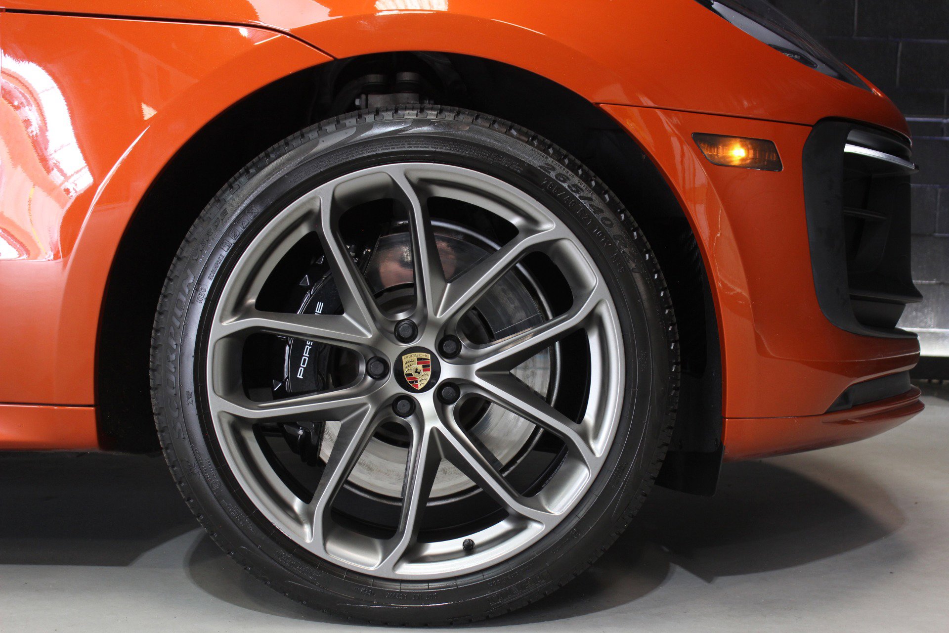 Used 2023 Porsche Macan GTS w/ Premium Package Plus image 24