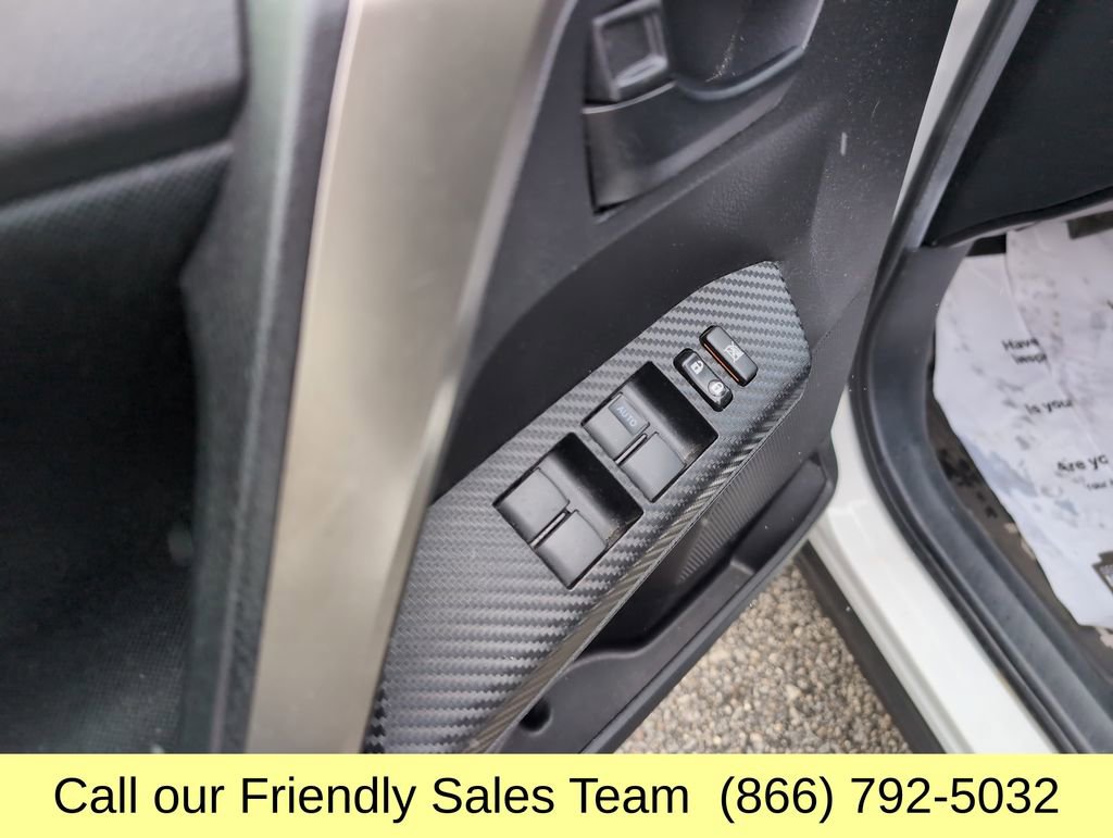 Used 2015 Toyota RAV4 LE image 14