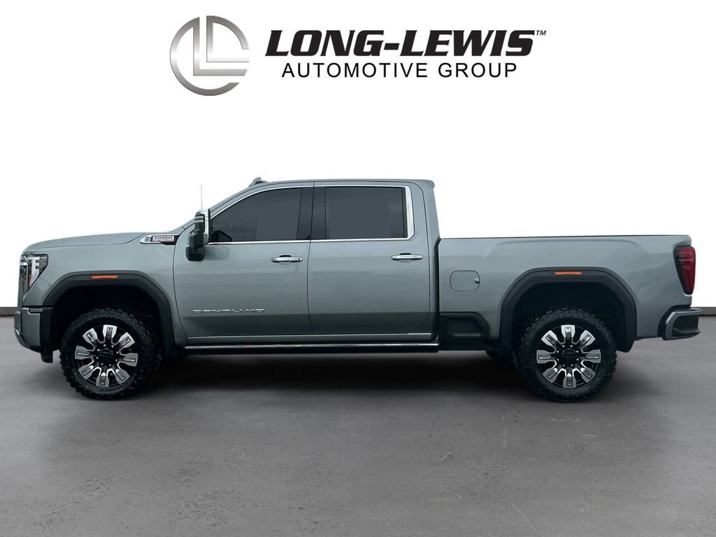 Used 2025 GMC Sierra 2500 Denali w/ Denali Reserve Package AWD/4WD image 2
