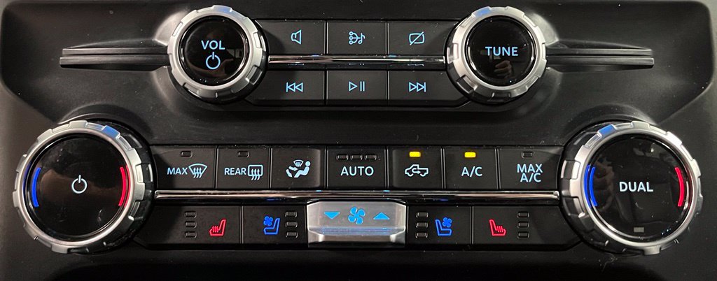 Used 2023 Ford F150 Lariat AWD/4WD image 39
