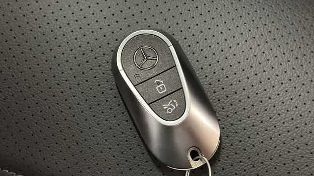 Certified 2026 Mercedes-Benz GLC 300 4MATIC image 38