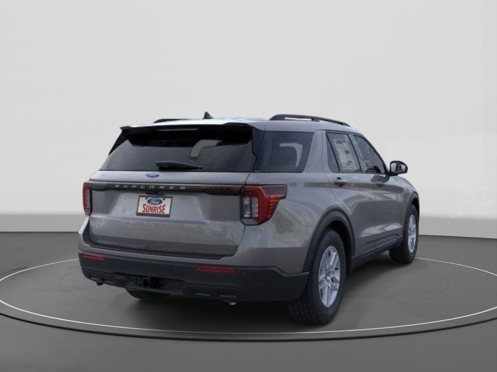 New 2026 Ford Explorer Active RWD image 8