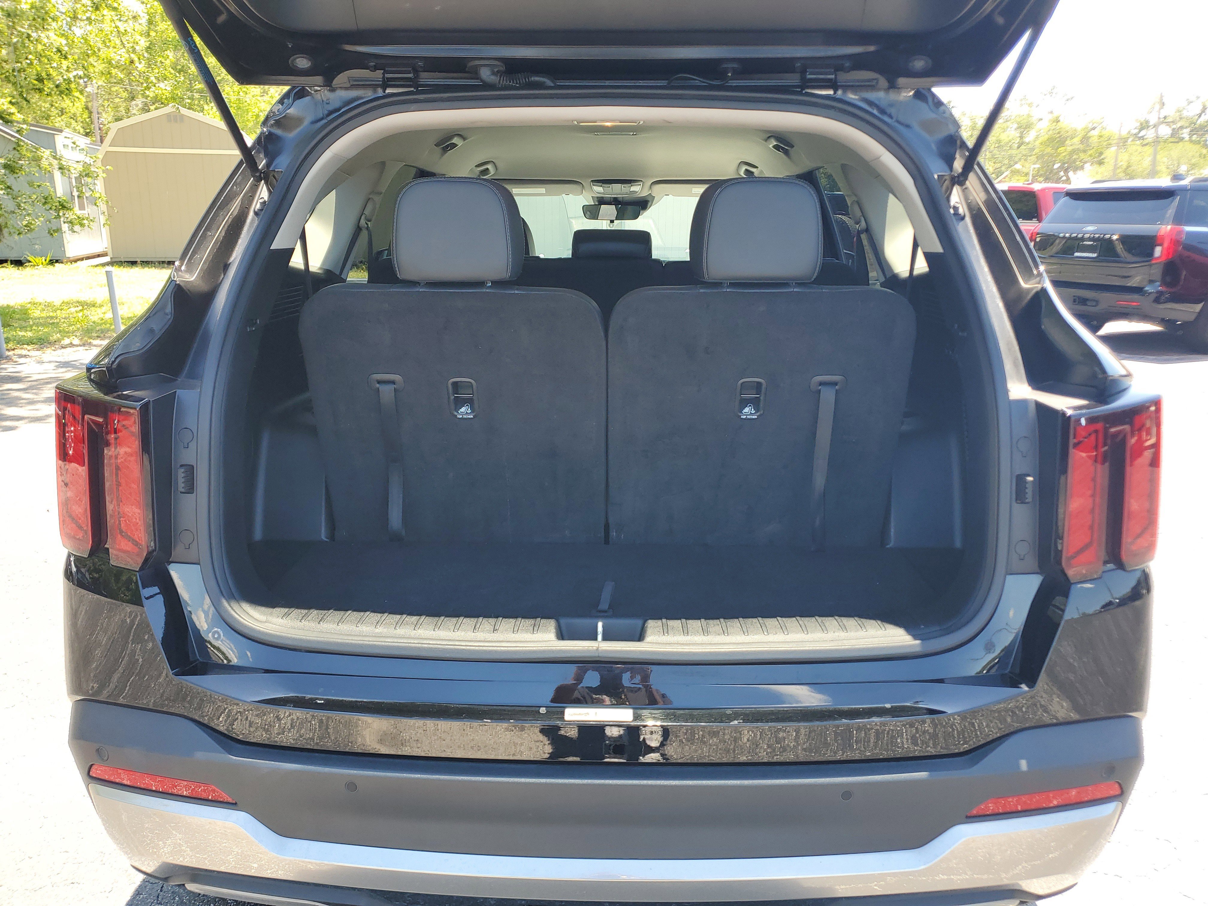Used 2024 Kia Sorento S AWD/4WD image 25