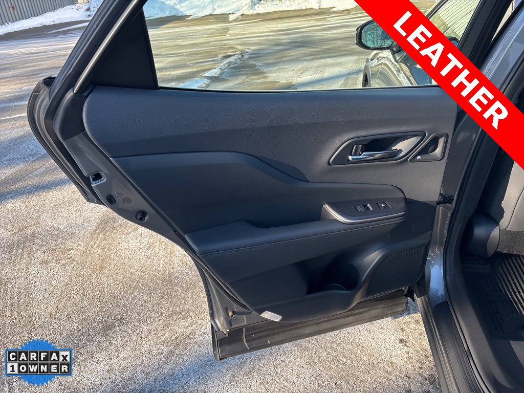 Used 2023 Toyota Crown Limited image 10