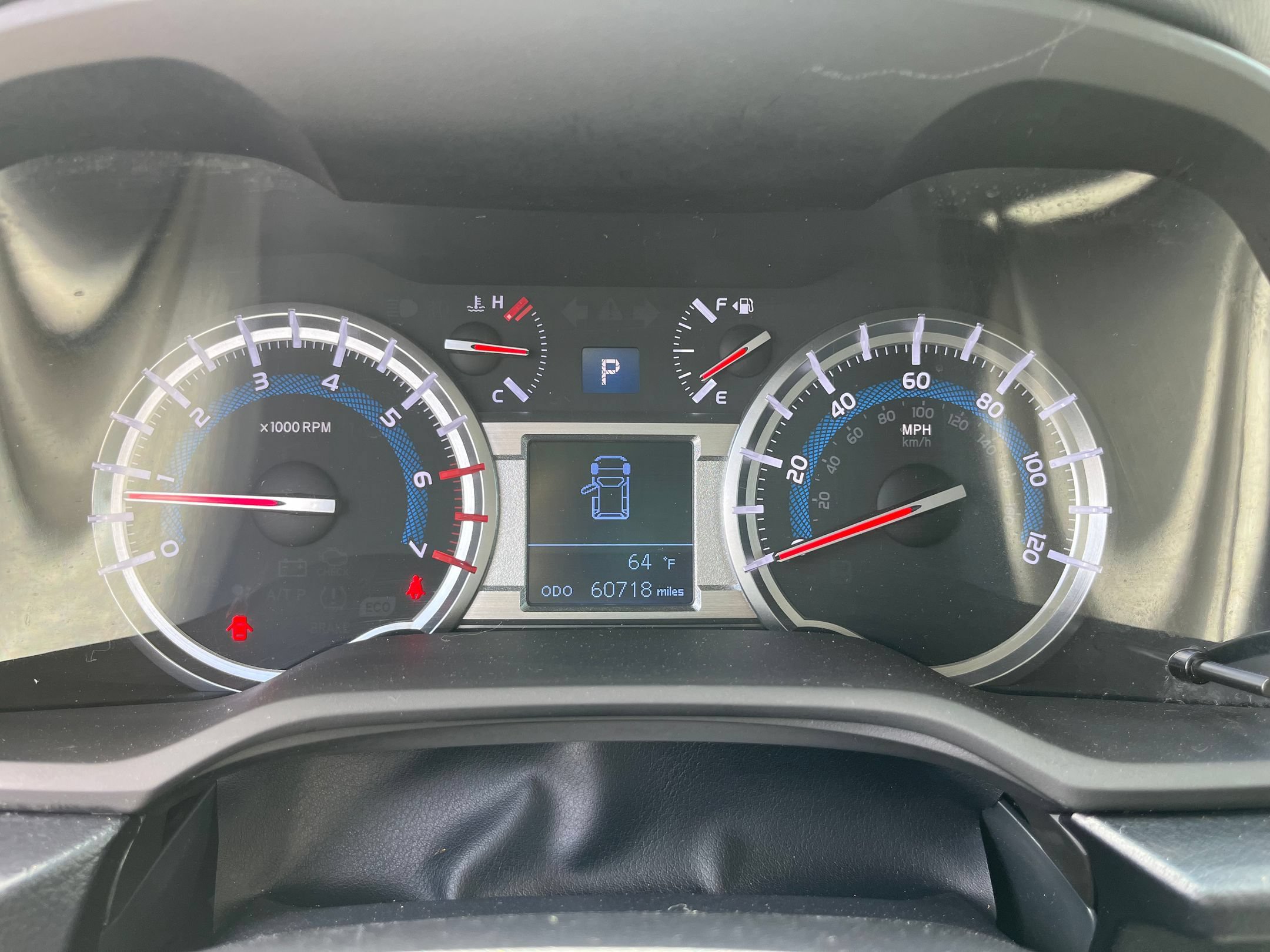 Used 2019 Toyota 4Runner SR5 AWD/4WD image 16