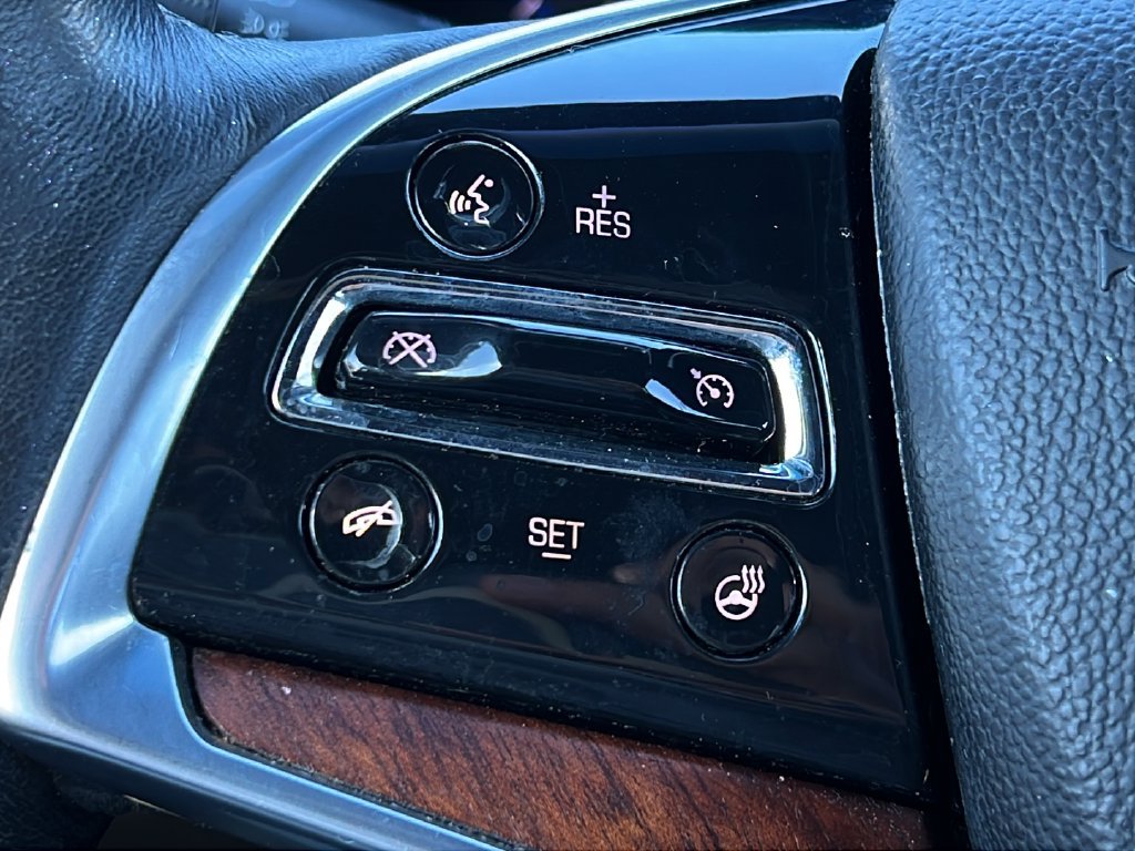 Used 2015 Cadillac XTS Luxury FWD image 21