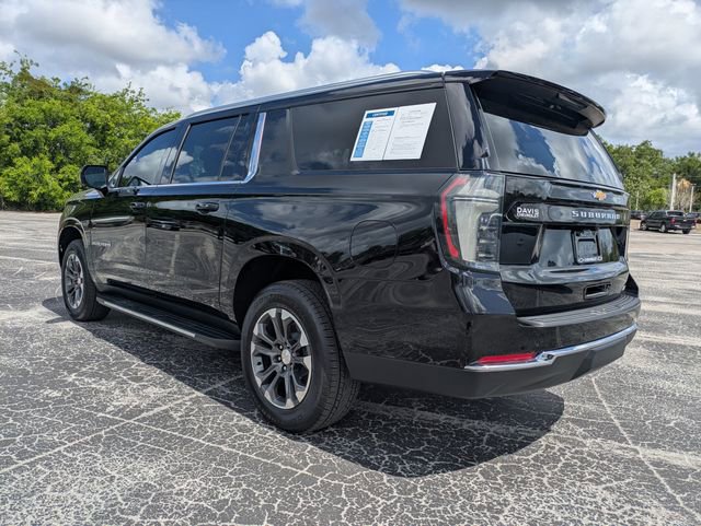 Used 2025 Chevrolet Suburban LT w/ Comfort Package image 29