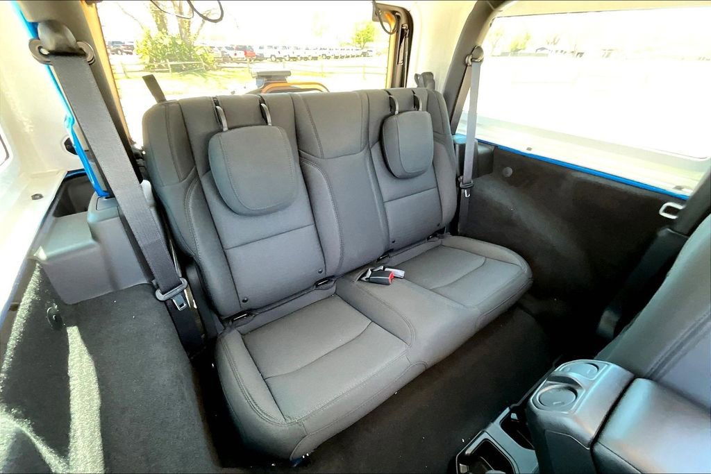 Used 2021 Jeep Wrangler Sport image 25
