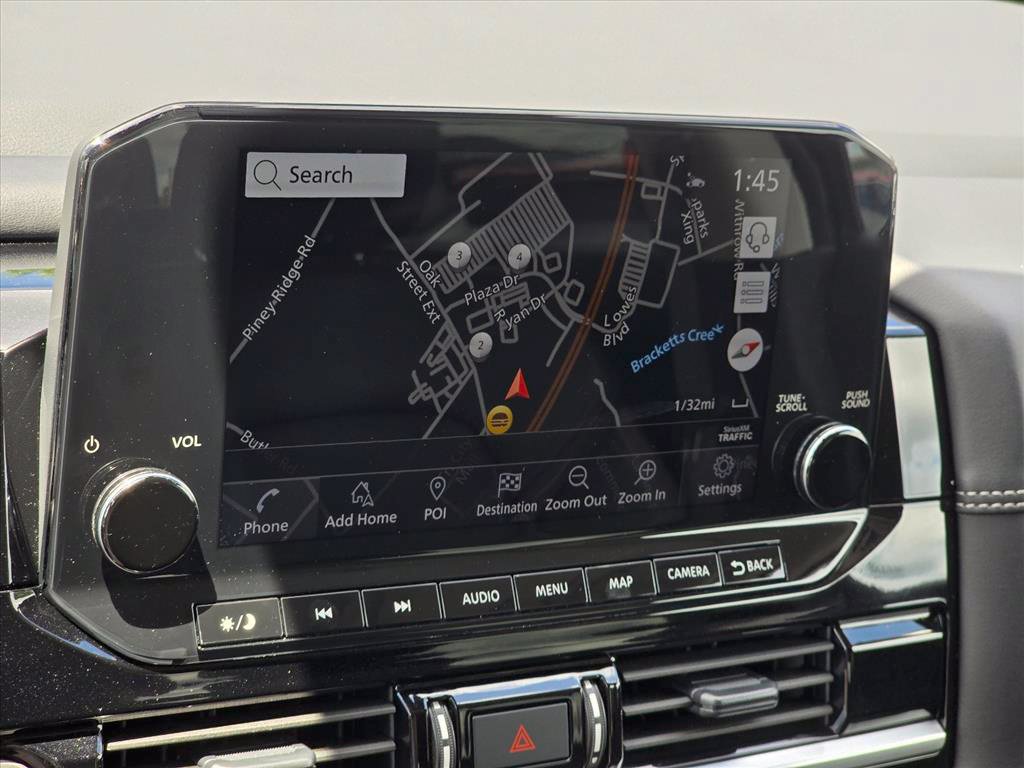 Used 2024 Nissan Pathfinder Platinum w/ Cargo Package AWD/4WD image 4