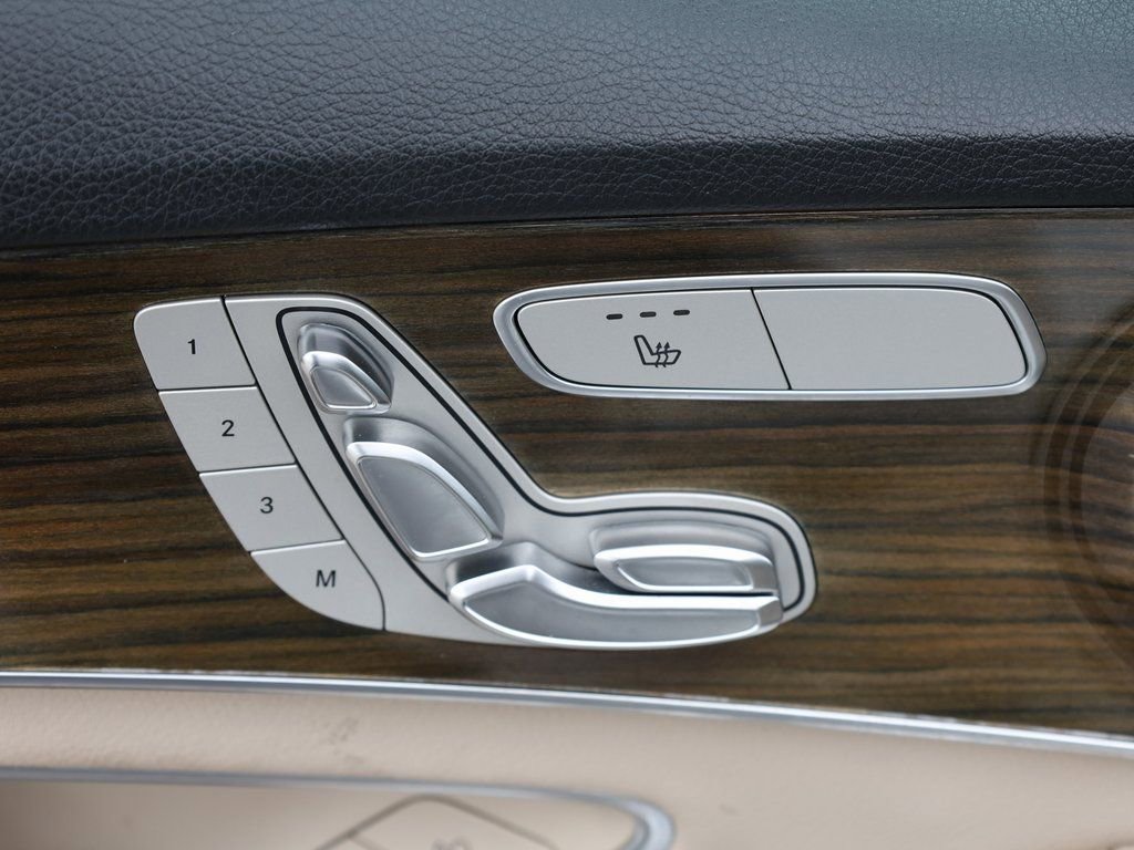 Used 2019 Mercedes-Benz C 300 Sedan w/ Premium Package image 13