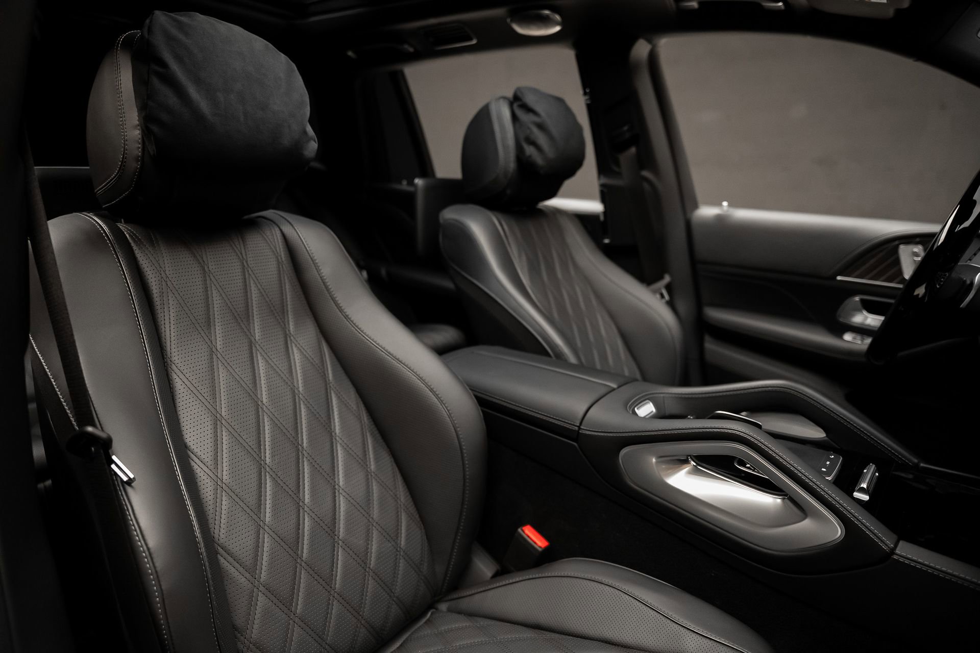 Used 2025 Mercedes-Benz Maybach GLS 600 4MATIC image 69