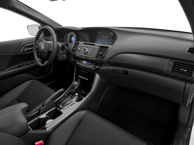 Used 2017 Honda Accord Sport image 19