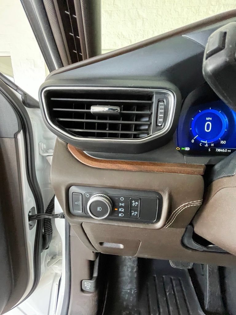 Used 2022 Ford Explorer King Ranch AWD/4WD image 11