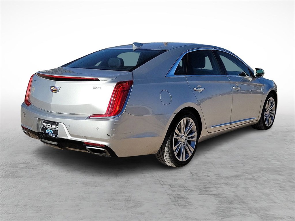 Used 2019 Cadillac XTS Luxury image 11