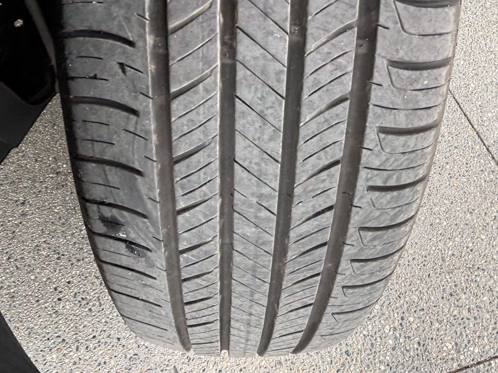 Used 2024 Honda CR-V EX-L image 31