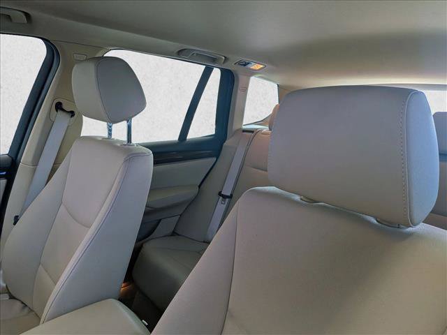 Used 2016 BMW X3 sDrive28i RWD image 9