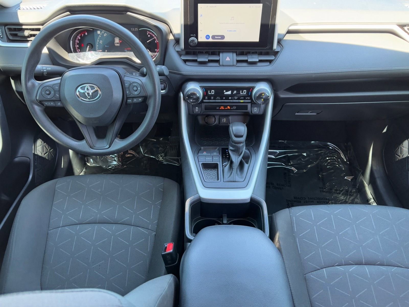 Used 2024 Toyota RAV4 XLE image 12