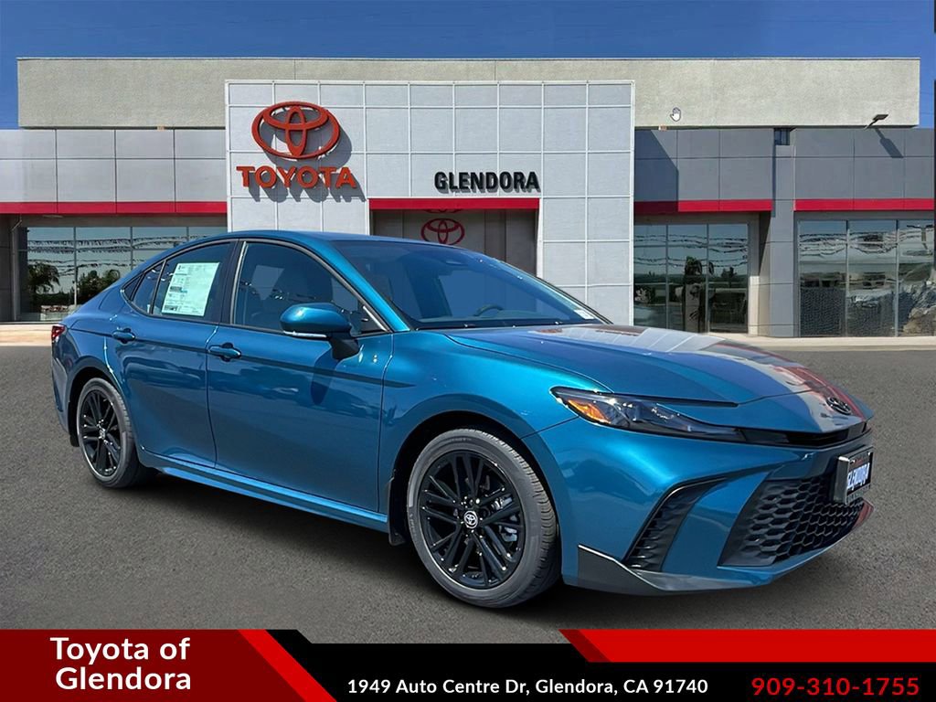 New 2026 Toyota Camry SE FWD image 1