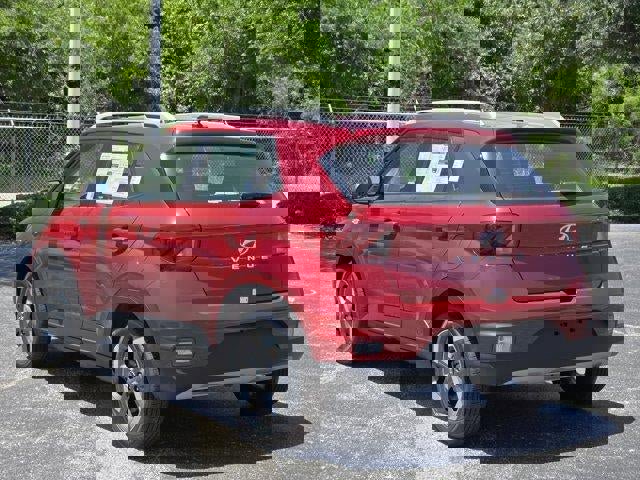 New 2025 Hyundai Venue Limited image 3