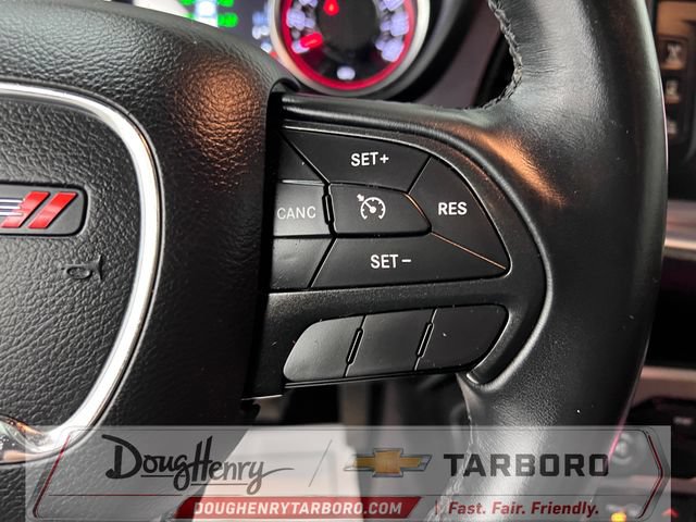Used 2016 Dodge Challenger SXT RWD image 46