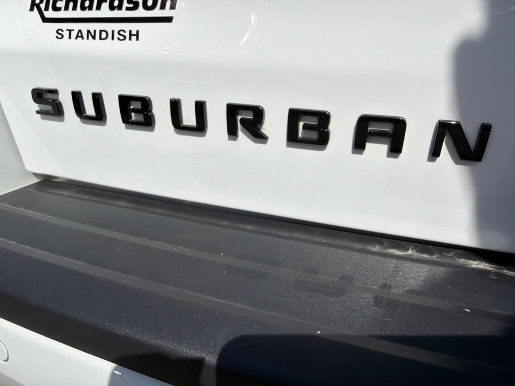 Used 2020 Chevrolet Suburban Premier AWD/4WD image 29