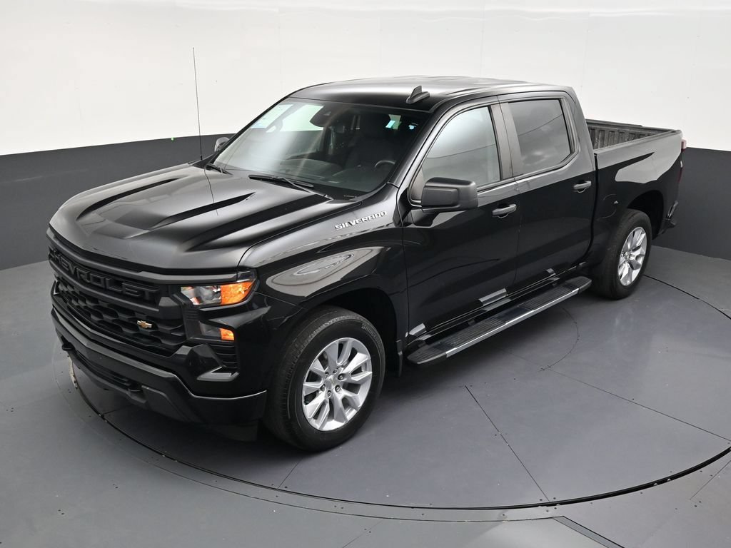 Used 2024 Chevrolet Silverado 1500 Custom RWD image 12