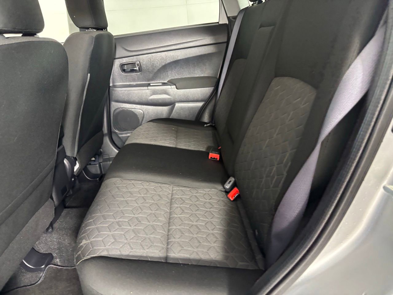 Used 2025 Mitsubishi Outlander Sport AWD image 19