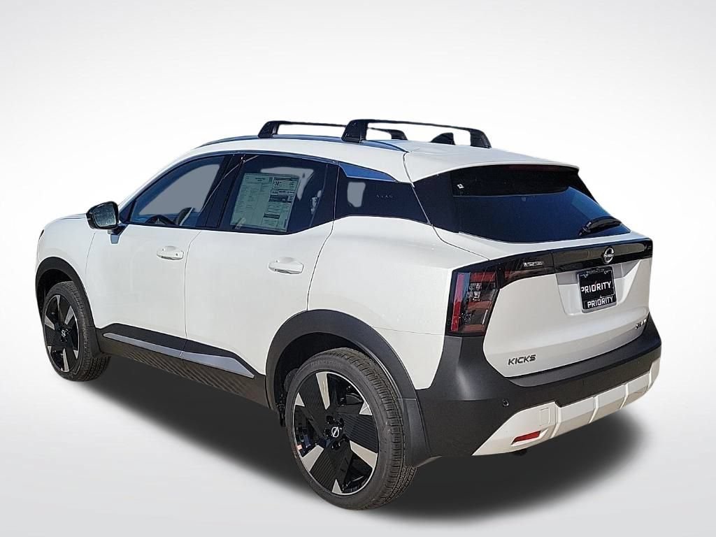 New 2026 Nissan Kicks SR w/ Cold Weather Package AWD/4WD image 3
