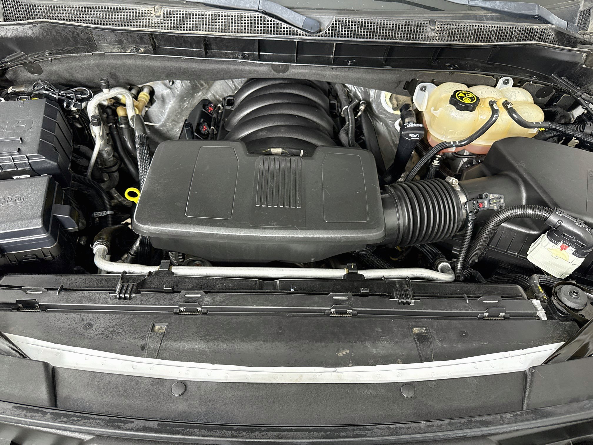 Used 2023 Chevrolet Tahoe LS AWD/4WD image 33