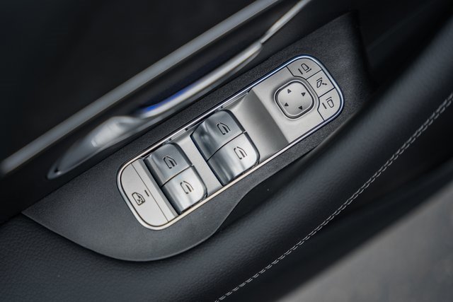 New 2026 Mercedes-Benz GLS 450 4MATIC image 38