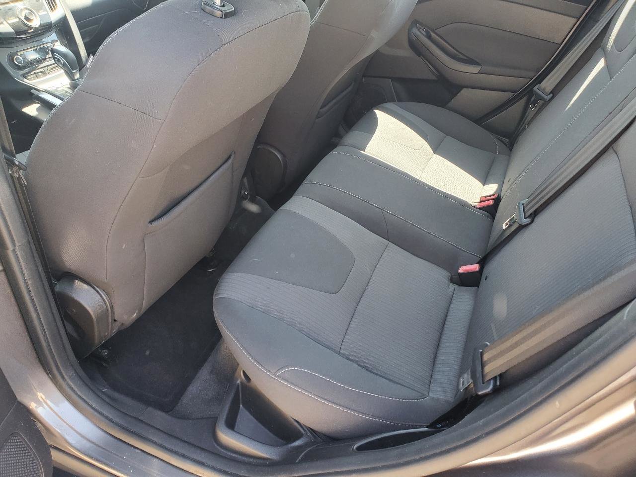 Used 2012 Ford Focus Titanium image 17