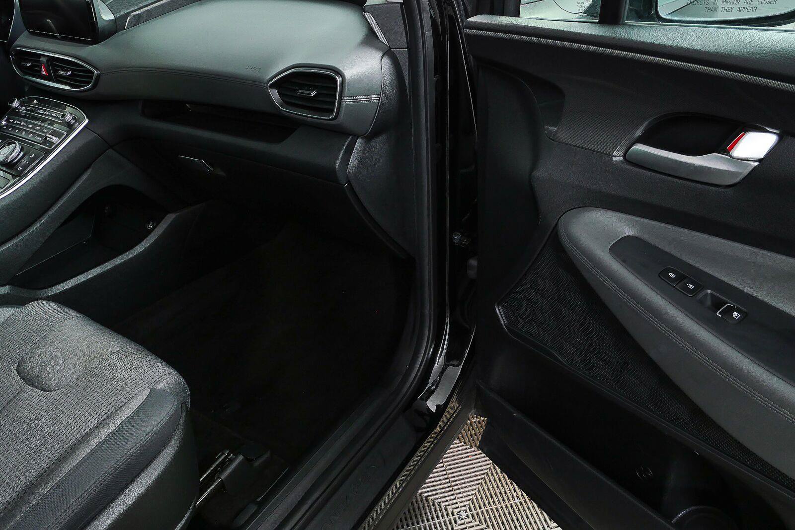 Used 2023 Hyundai Santa Fe SEL AWD/4WD image 21