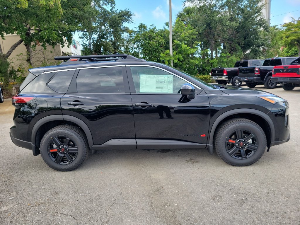 New 2026 Nissan Rogue SV AWD/4WD image 7