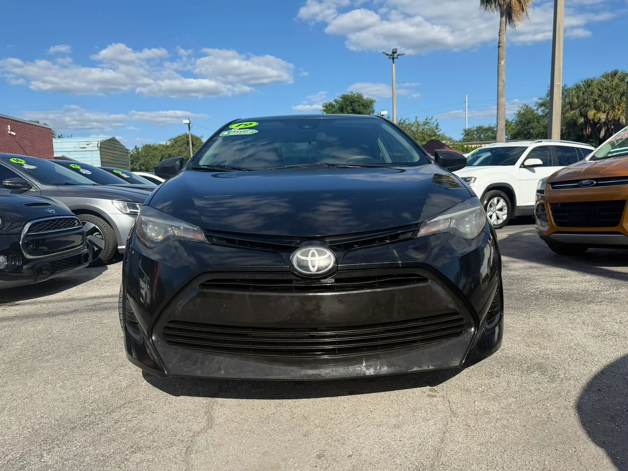 Used 2019 Toyota Corolla L FWD image 2