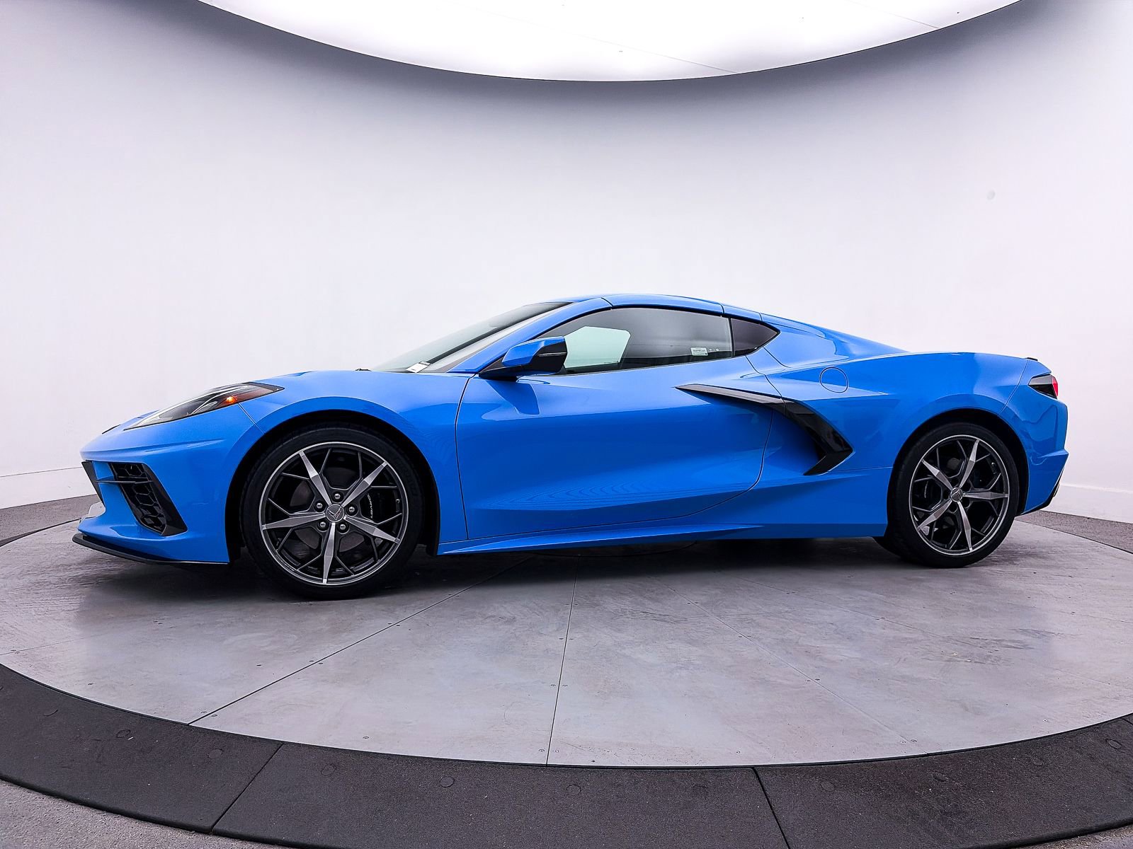 Used 2024 Chevrolet Corvette Stingray Coupe w/ 1LT image 40