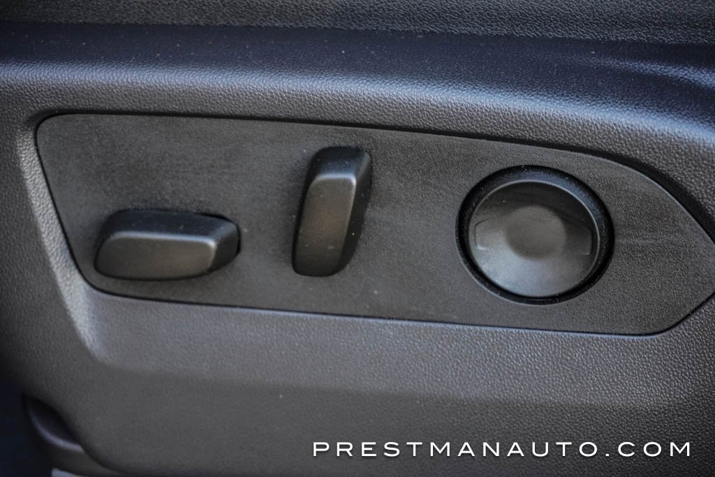 Used 2025 Chevrolet Silverado 3500 High Country w/ Technology Package image 33