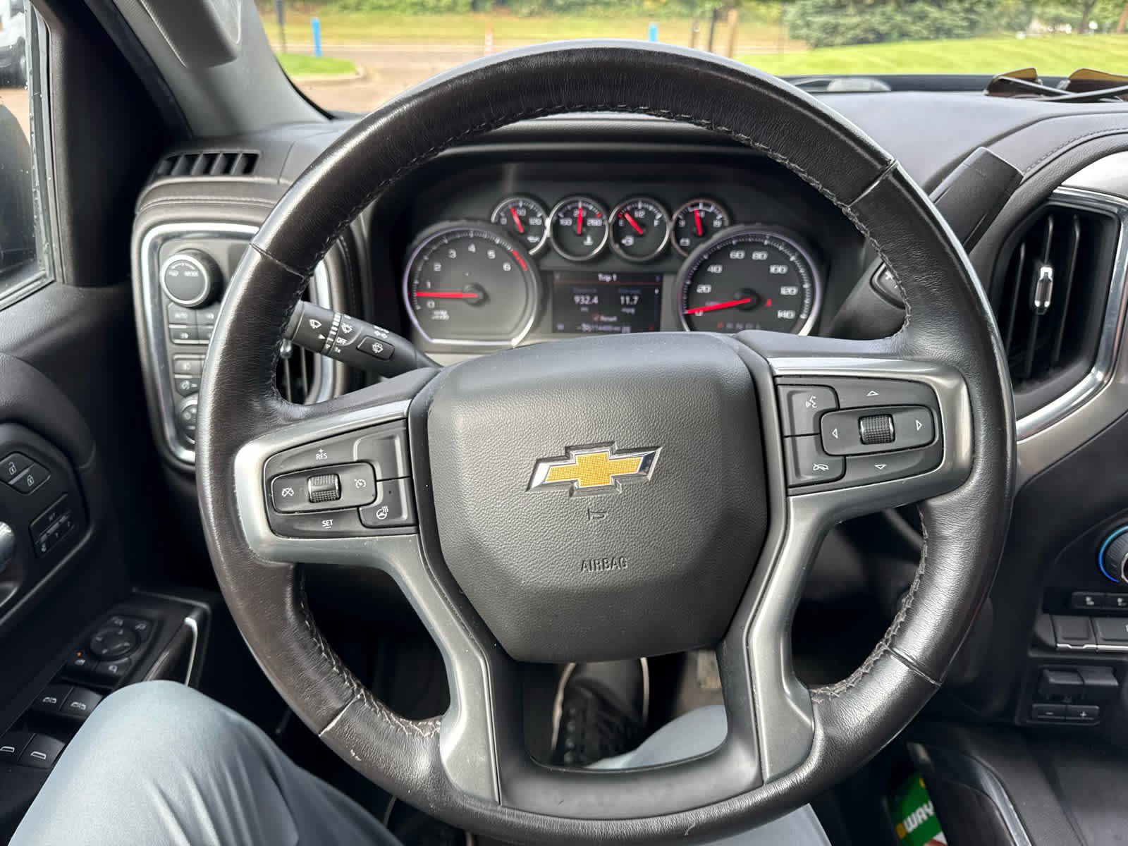 Used 2022 Chevrolet Silverado 1500 LTZ w/ LTZ Convenience Package II AWD/4WD image 13