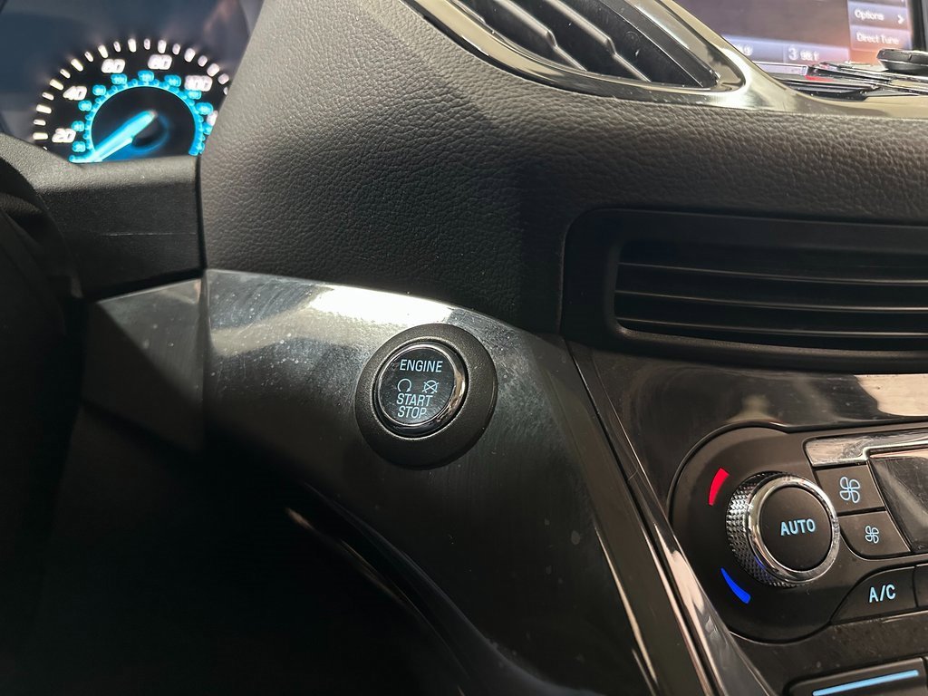 Used 2014 Ford Escape Titanium image 19