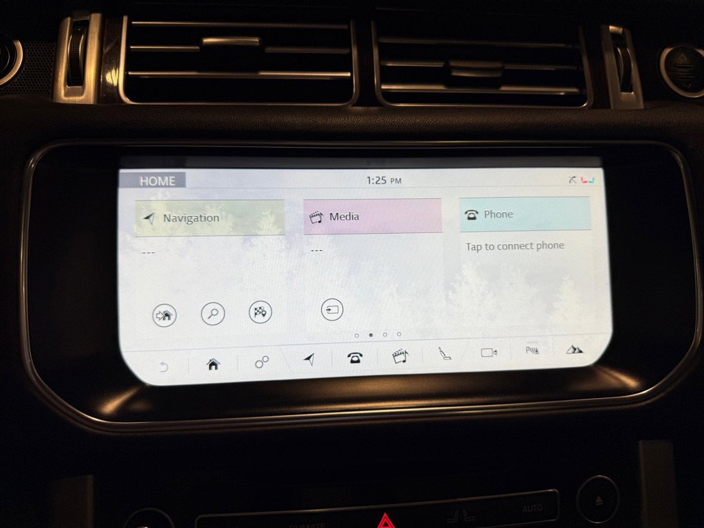 Used 2017 Land Rover Range Rover Supercharged image 34