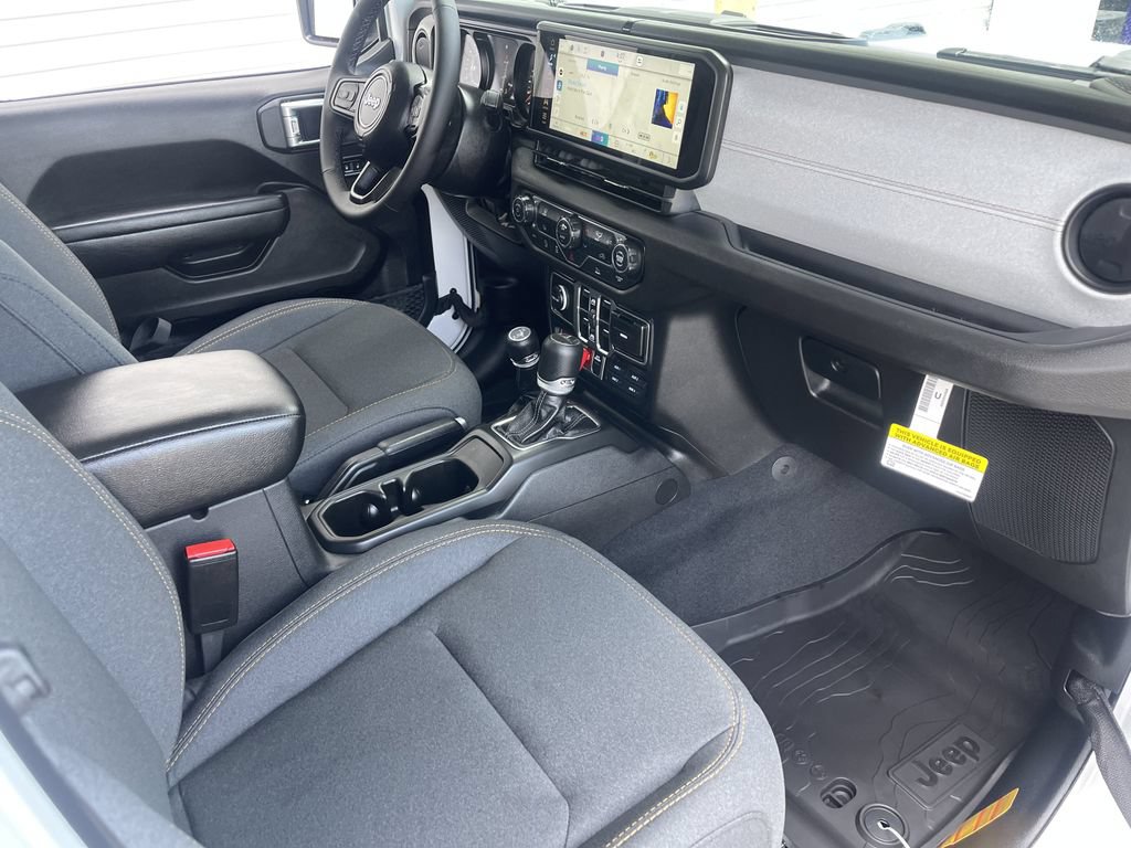 New 2026 Jeep Gladiator Sport AWD/4WD image 13