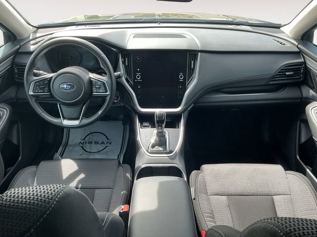 Used 2025 Subaru Outback Premium AWD/4WD image 6