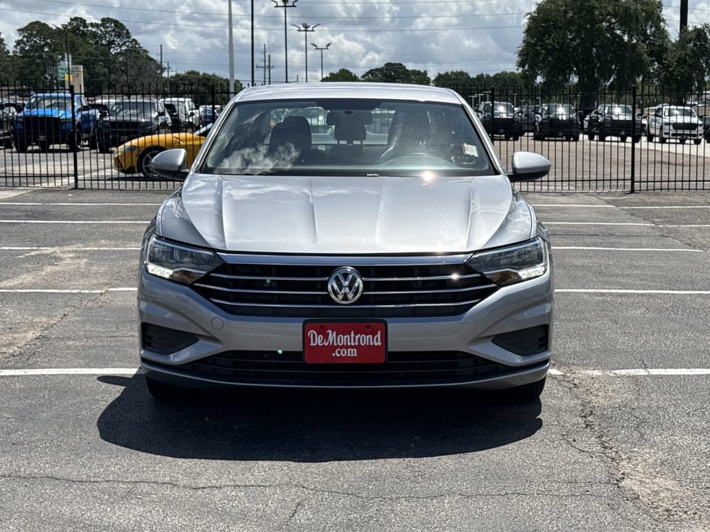 Used 2021 Volkswagen Jetta S w/ Driver Assistance Package FWD image 2