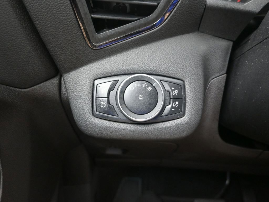 Used 2016 Ford Escape Titanium image 18