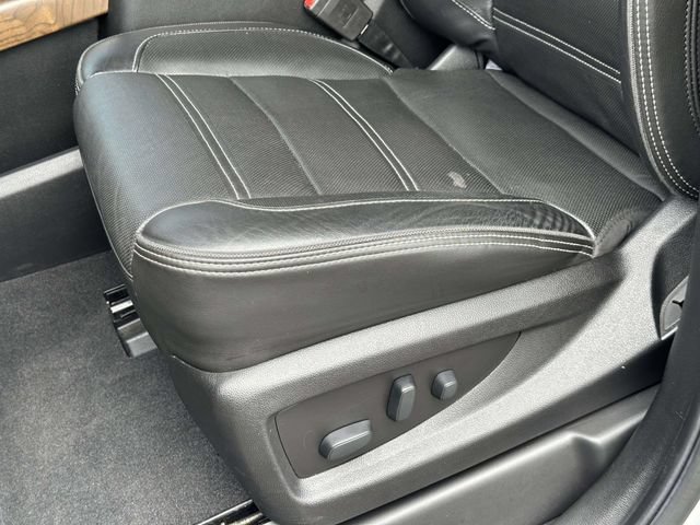 Used 2019 GMC Yukon XL Denali w/ Open Road Package AWD/4WD image 15