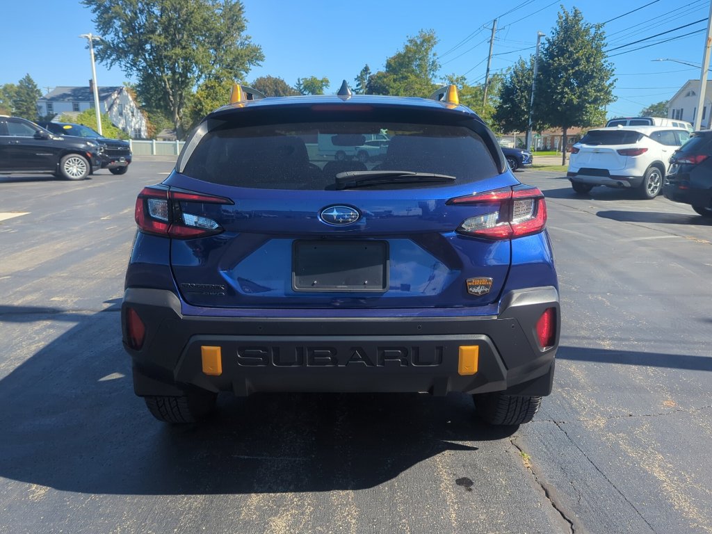 Used 2024 Subaru Crosstrek 2.5i Wilderness AWD/4WD image 8