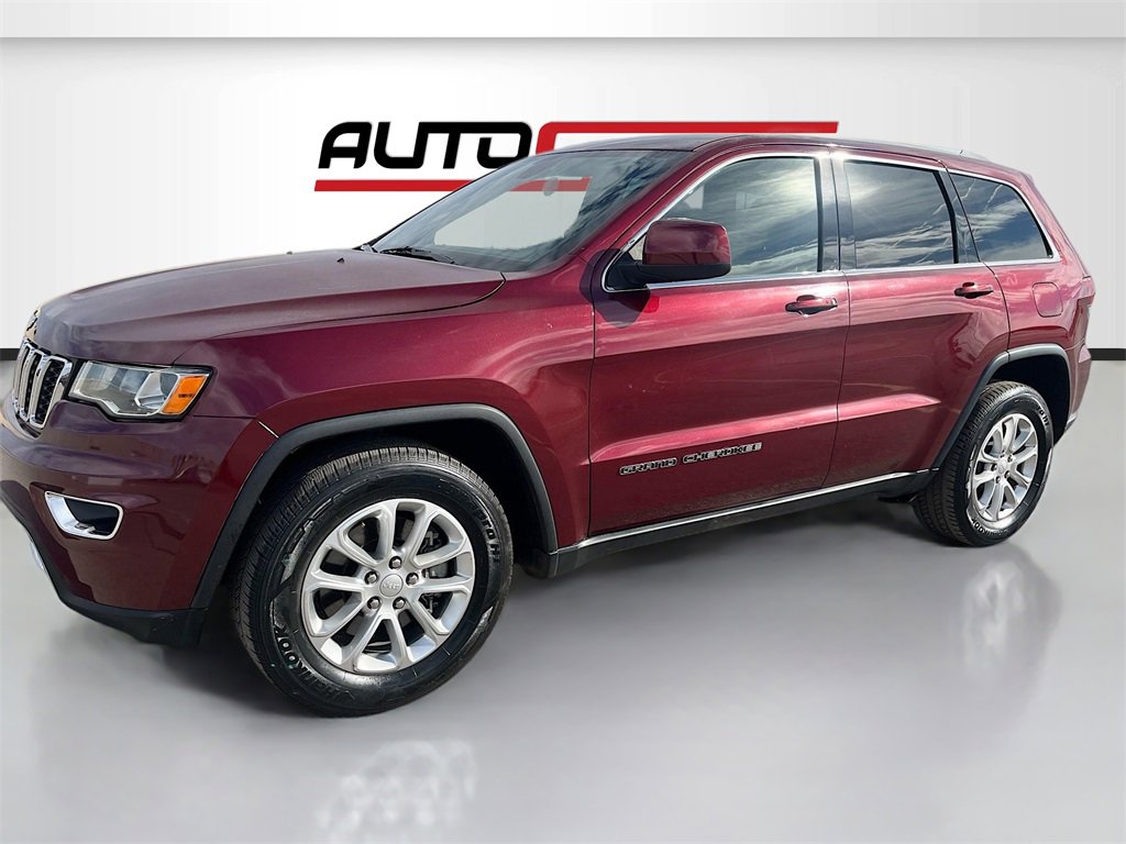 Used 2021 Jeep Grand Cherokee Laredo X image 3