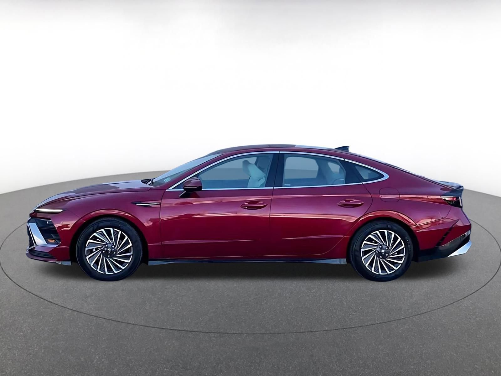 Used 2025 Hyundai Sonata SEL image 9